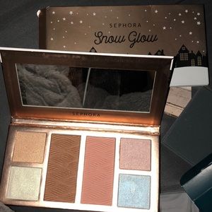 New SEPHORA SNOW GLOW FACE PALETTE